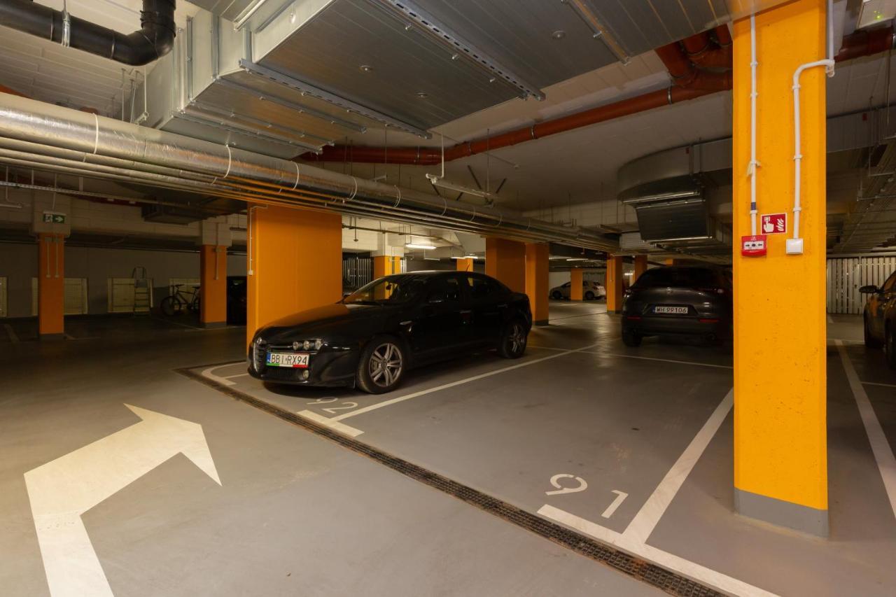 Warsaw Kotsisa Apartments With Parking By Noclegi Renters Varsóvia Exterior foto