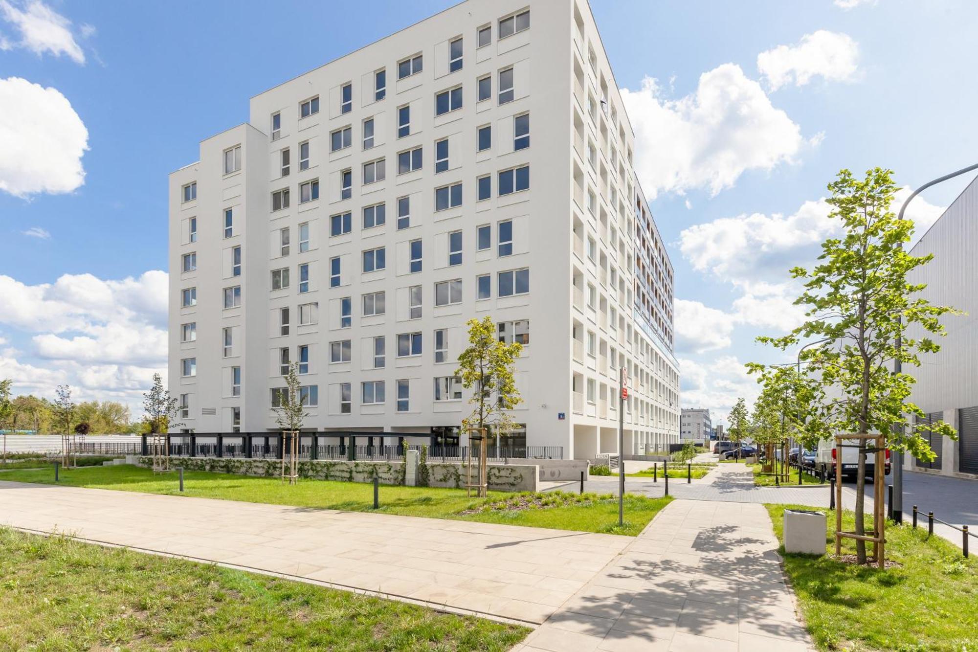 Warsaw Kotsisa Apartments With Parking By Noclegi Renters Varsóvia Exterior foto